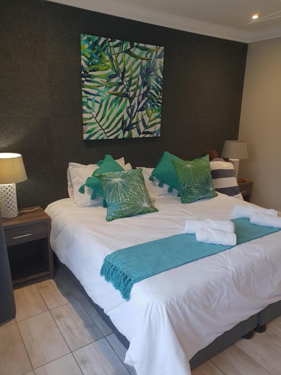 Reef View Bnb Източен Лондон Екстериор снимка